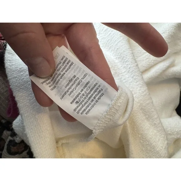 NWT White Wrap Sweater Top Tie Waist Long Sleeve Cozy Neutral Clean Girl Cottage - Picture 7 of 12